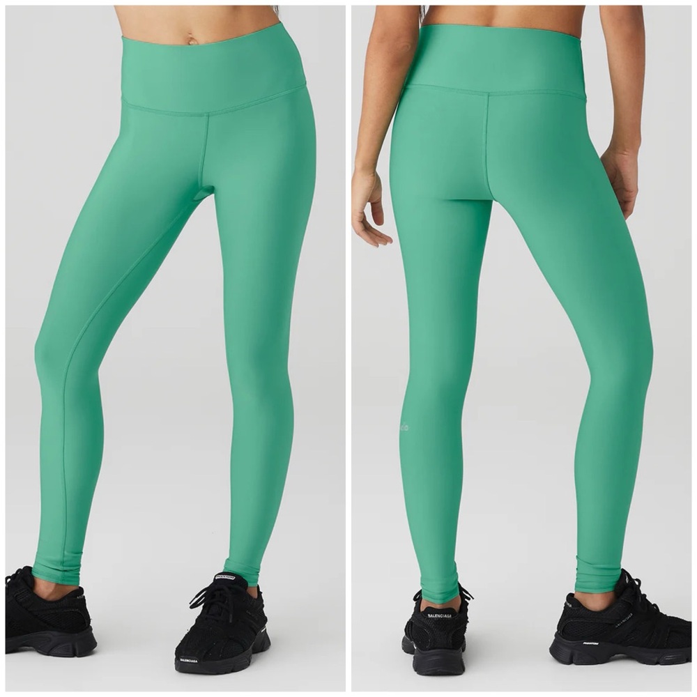 ALO Yoga High-Waist Leggings in Mint Green